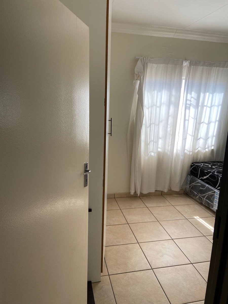 2 Bedroom Property for Sale in Dassie Rand North West